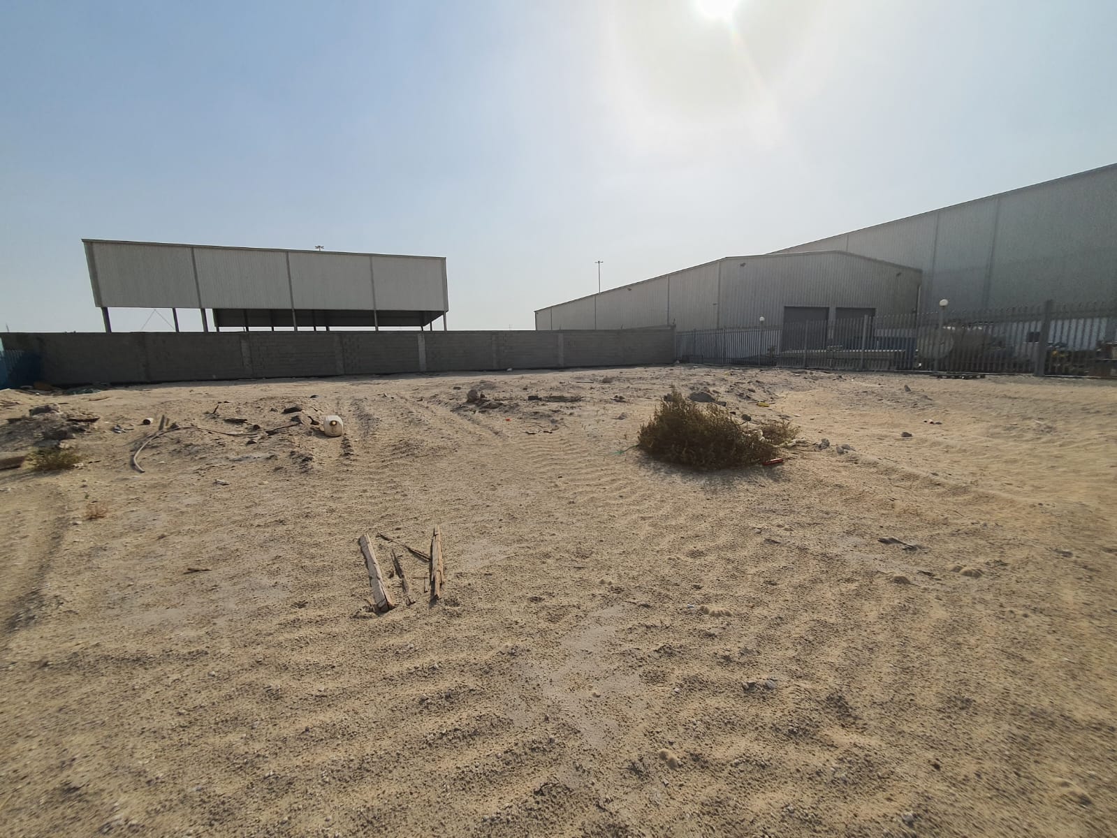 A contract was signed between DTC and ALS