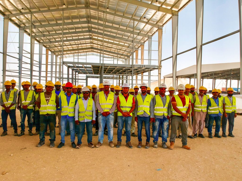 Steel building construction in Saudi Arabia