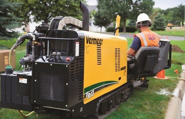 14596_en_d4aa8_25_c06-vermeer-d9x13-s3-action4-high